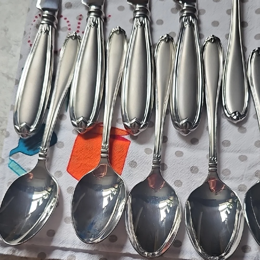Princess House" BARRINGTON Elegant Silver Cutlery Set - Picture 3 of 5